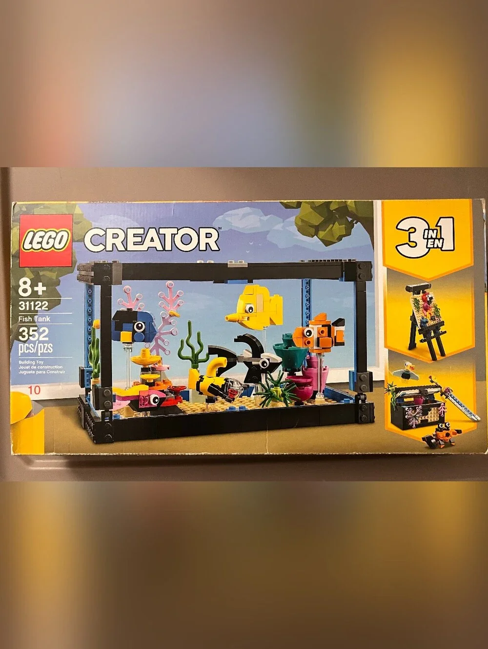 Lego Creator Yellow & Blue Fish Tank Building Set